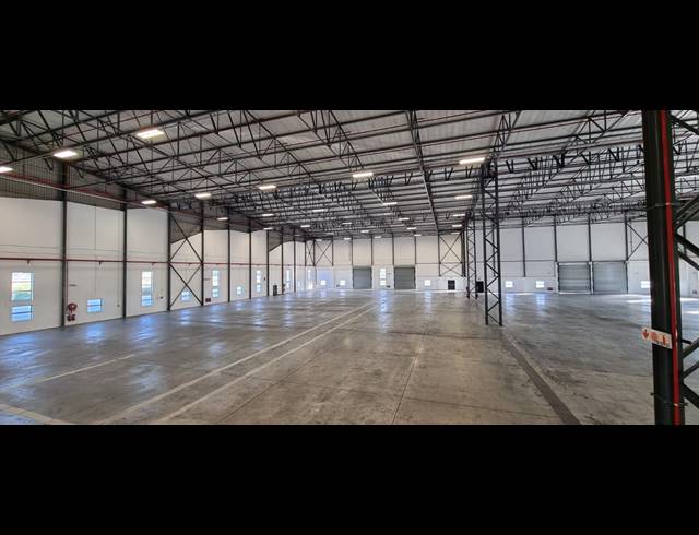 5,846M² WAREHOUSE TO LET IN AIRPORT INDUSTRIA